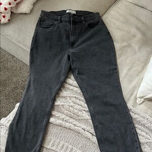 NEW Abercrombie & Fitch Dark Gray Women's Straight Leg curve love Jeans